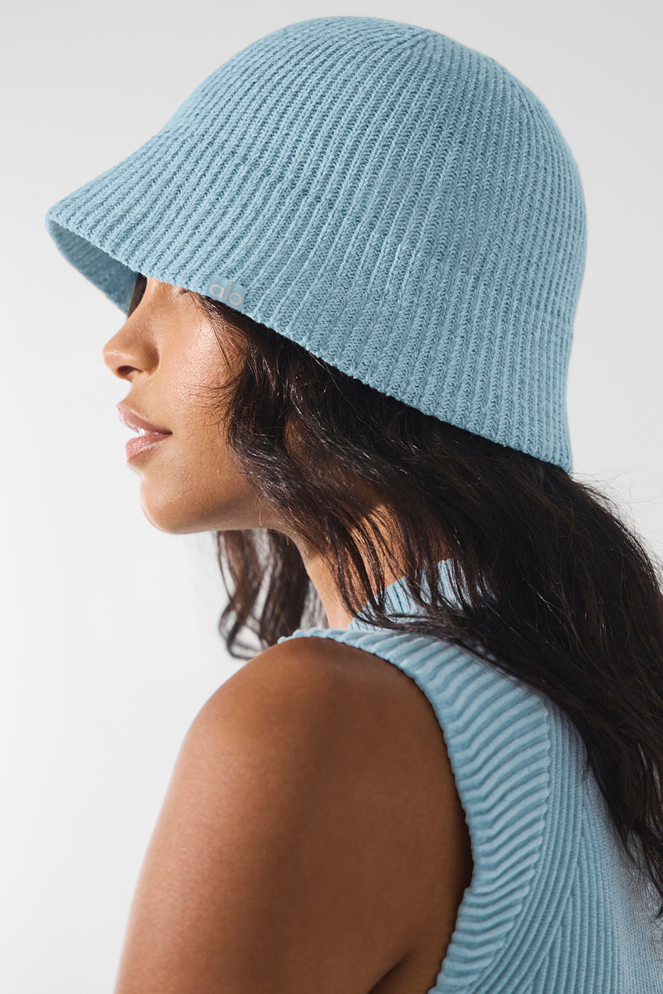 Chapeau cloche en maille denim - Bleu céleste/Bleu céleste foncé