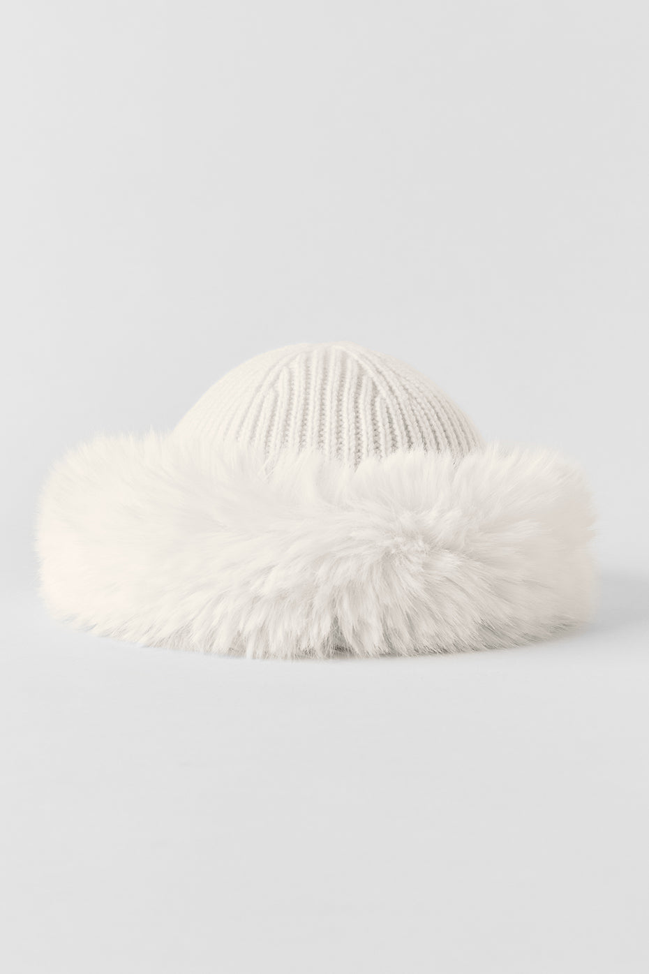 Bonnet Courchevel en cachemire et fausse fourrure - Ivoire