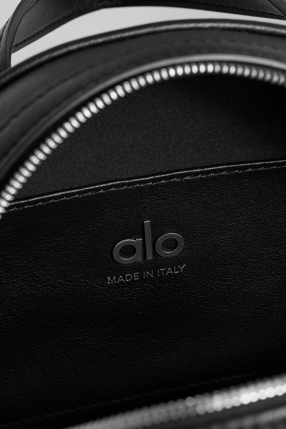 ALO Mini Odyssey - Cuir noir