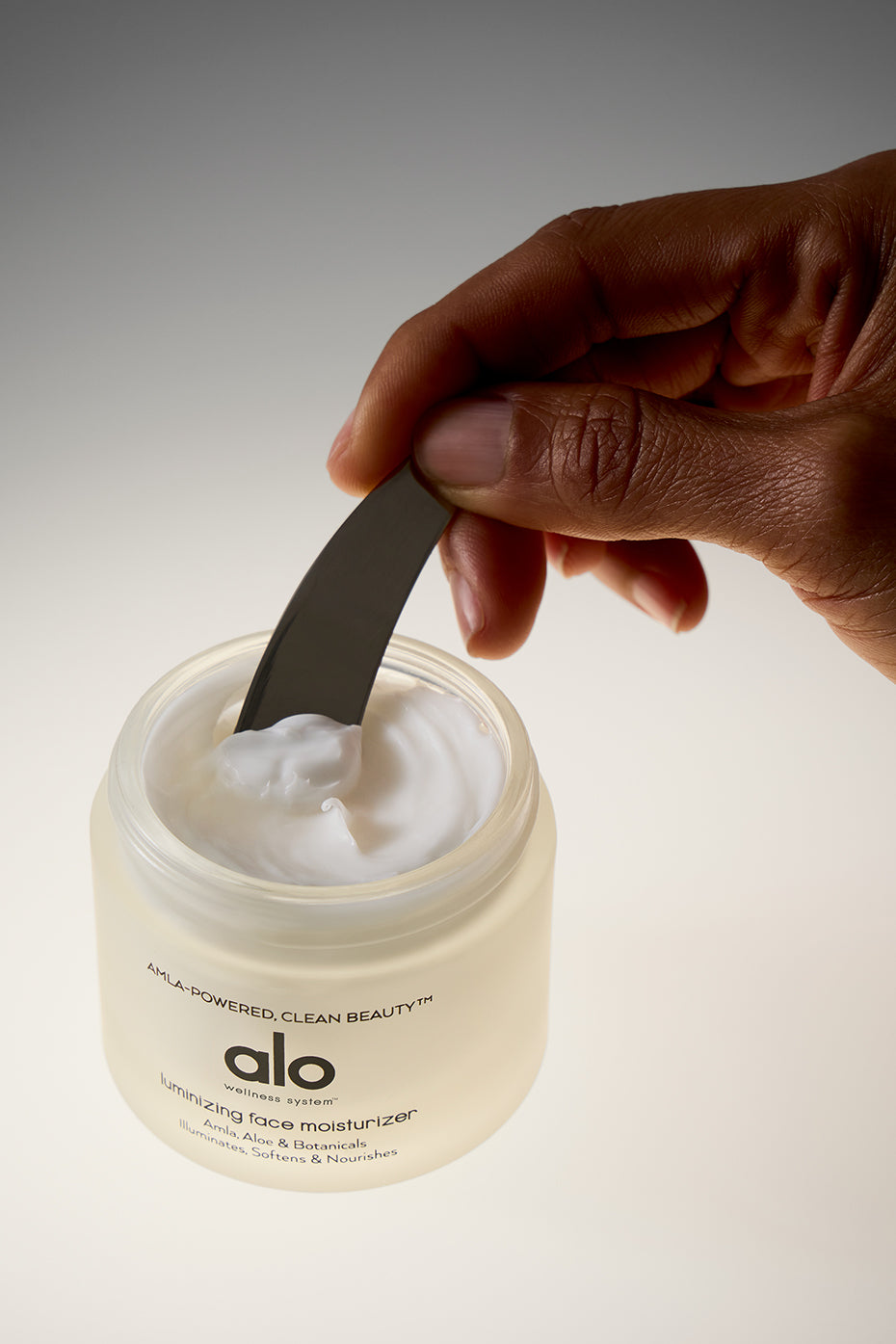 Soin hydratant illuminateur pour le visage