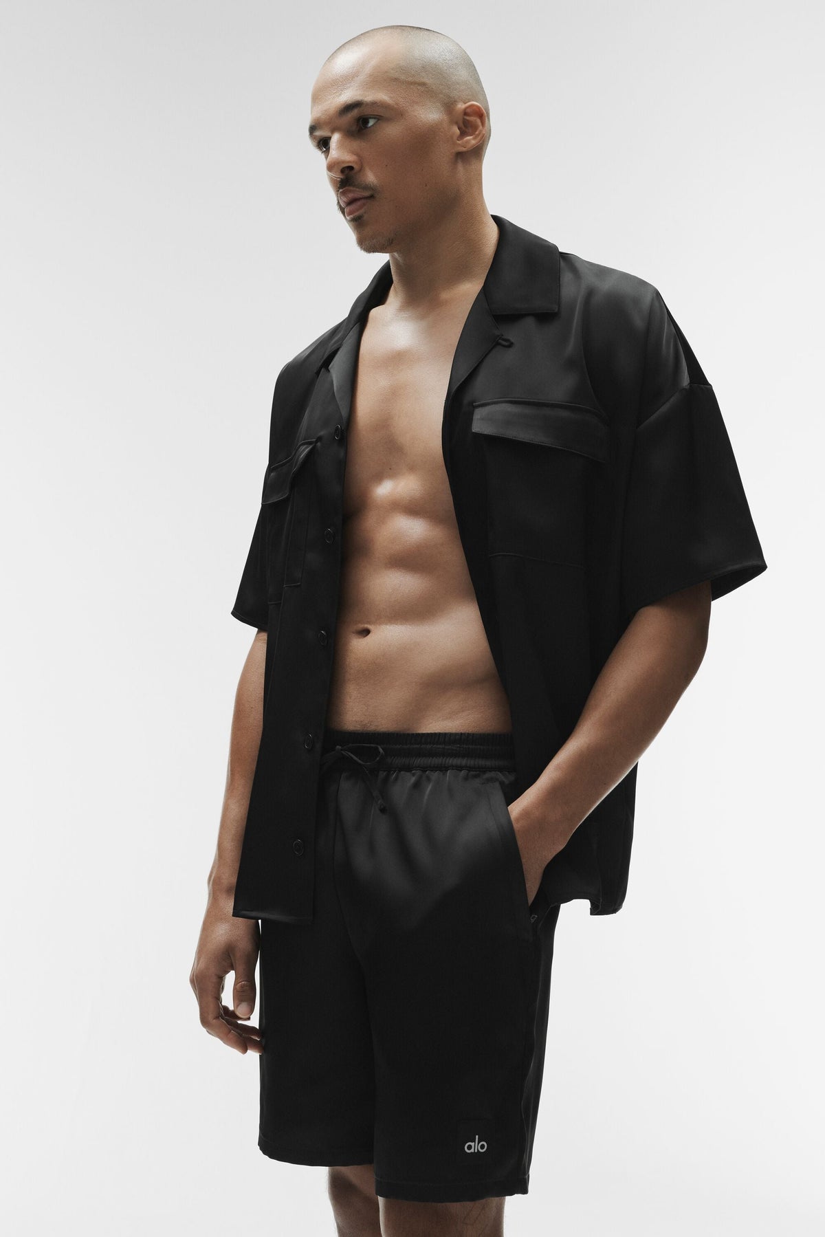 Chemise à manches courtes Horizon en satin - Noir