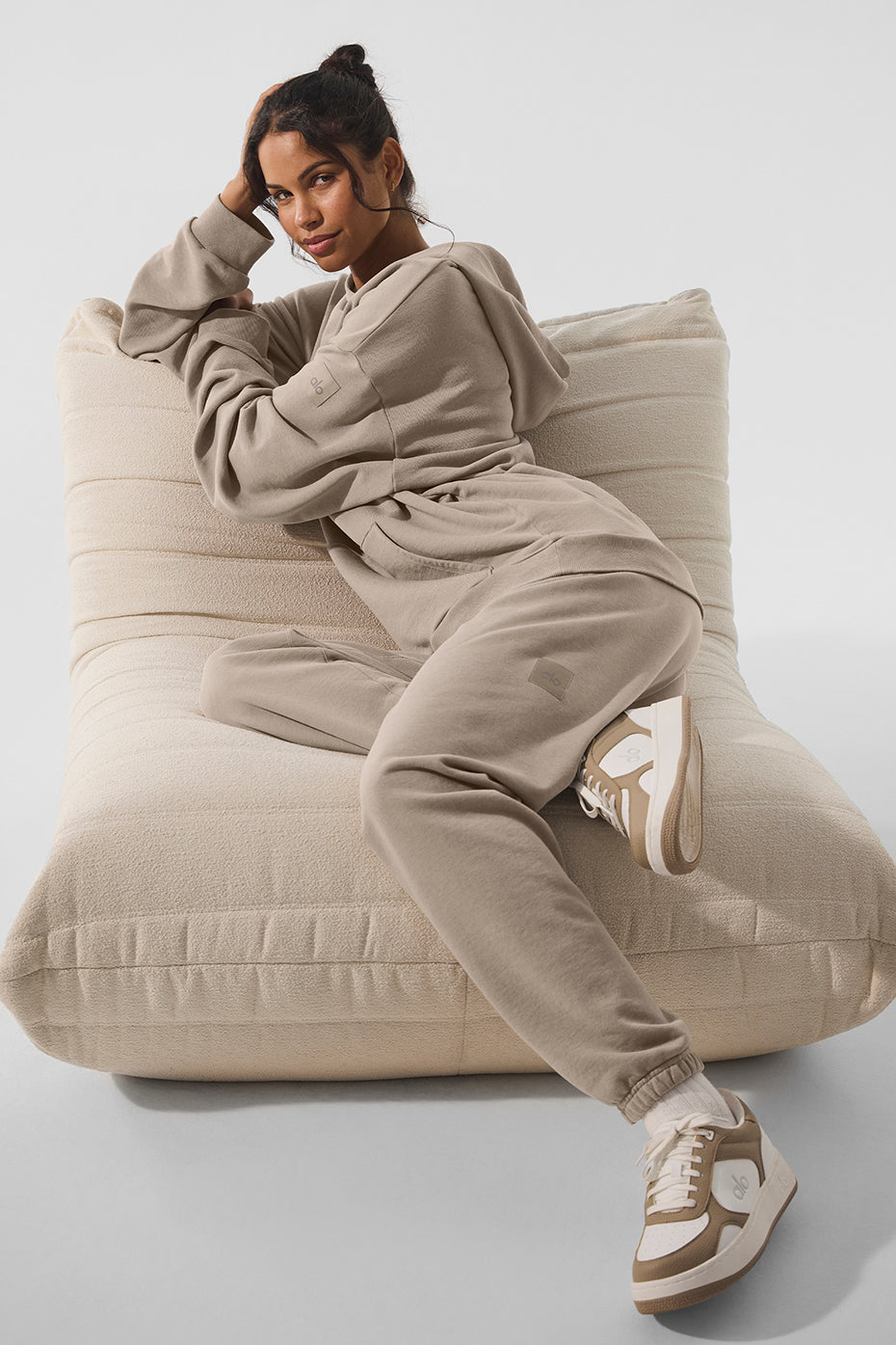 Sweat à capuche Chill à délavage vintage - Gravier délavé