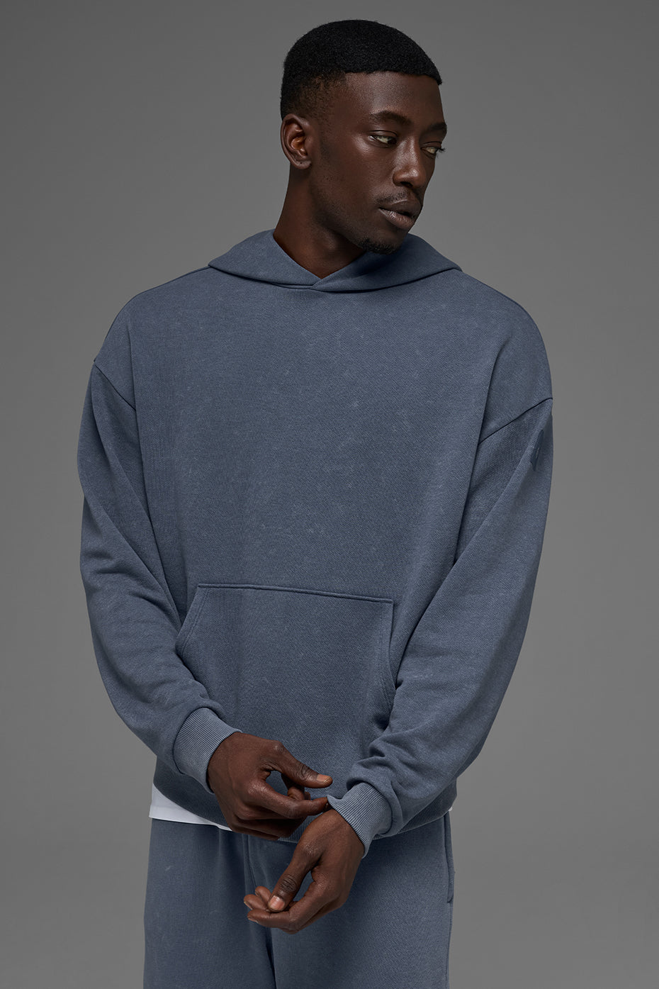 Sweat à capuche Chill à délavage vintage - Bleu pierre délavé