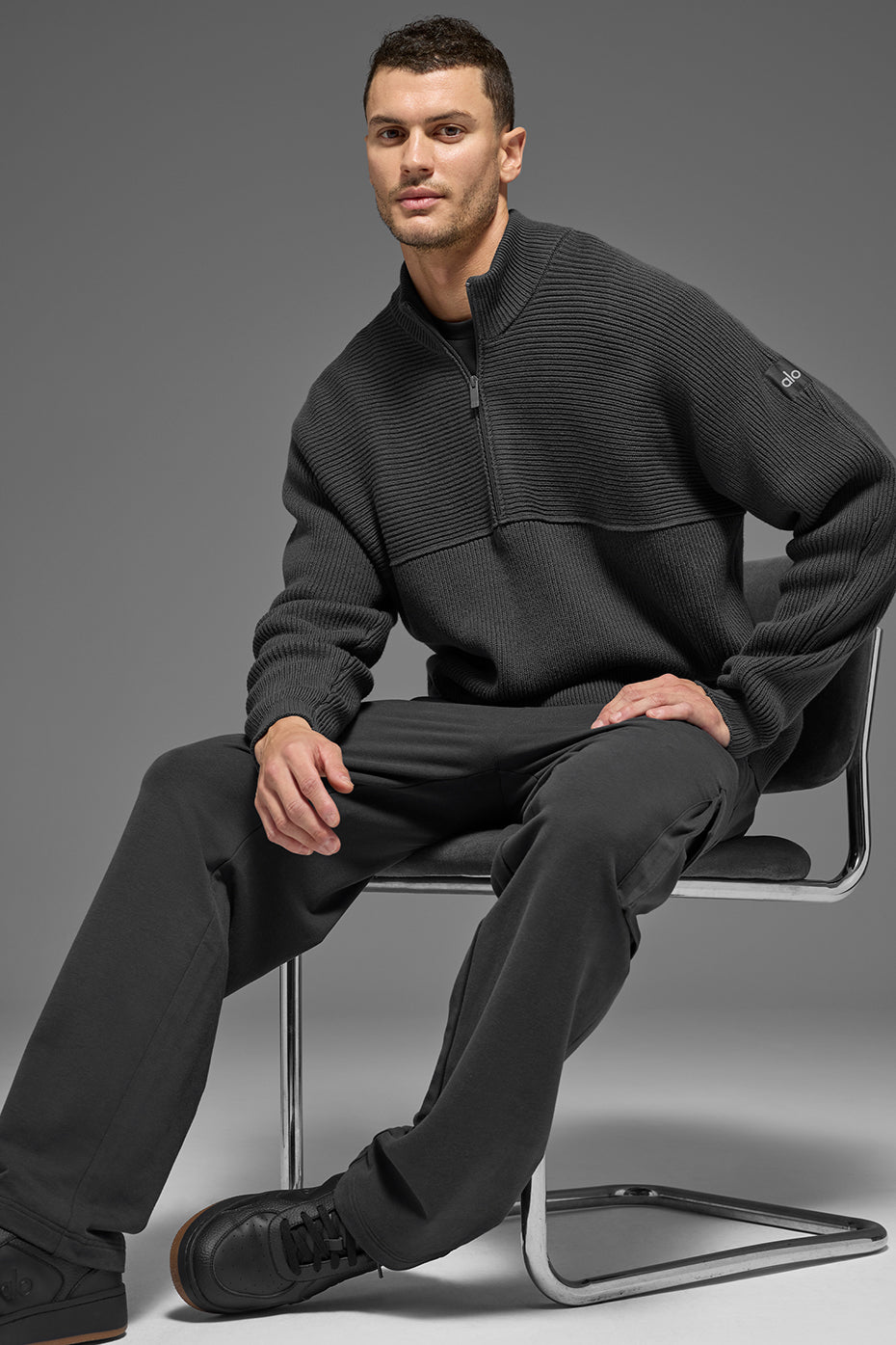 Pull à col zippé 1/4 Domain Shift en maille côtelée - Anthracite
