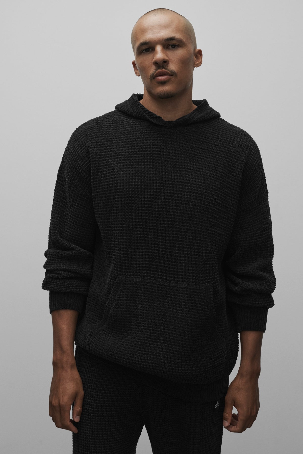 Sweat à capuche Edition en chenille gaufrée - Noir