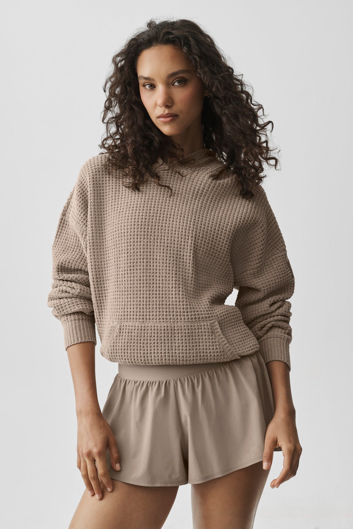 Sweat à capuche Edition en chenille gaufrée - Gravier