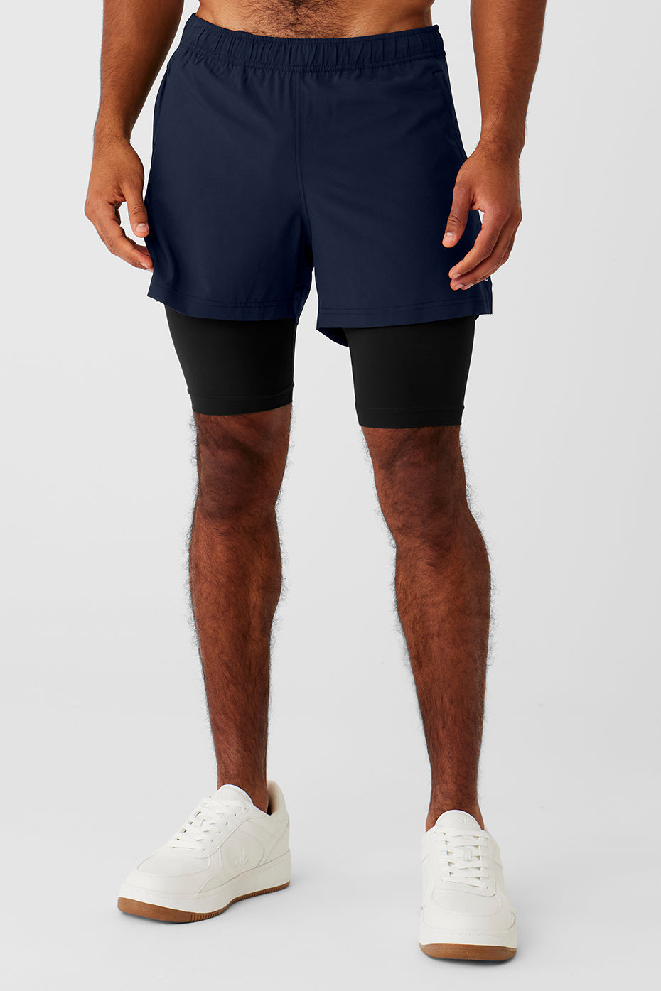 Short 2 en 1 Revival de 5 pouces - Bleu marine/Noir