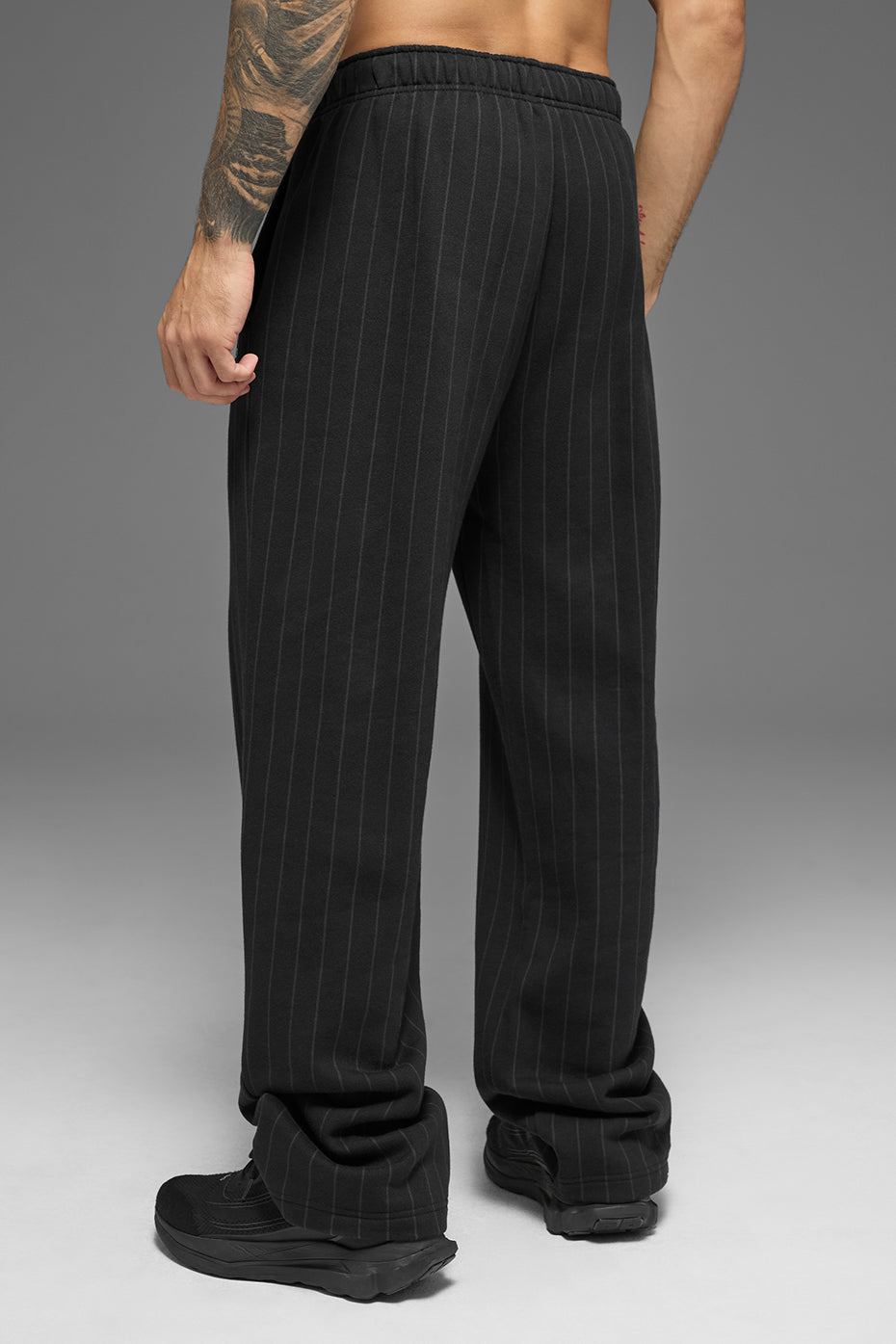 Pantalon de jogging droit à fines rayures - Noir à fines rayures