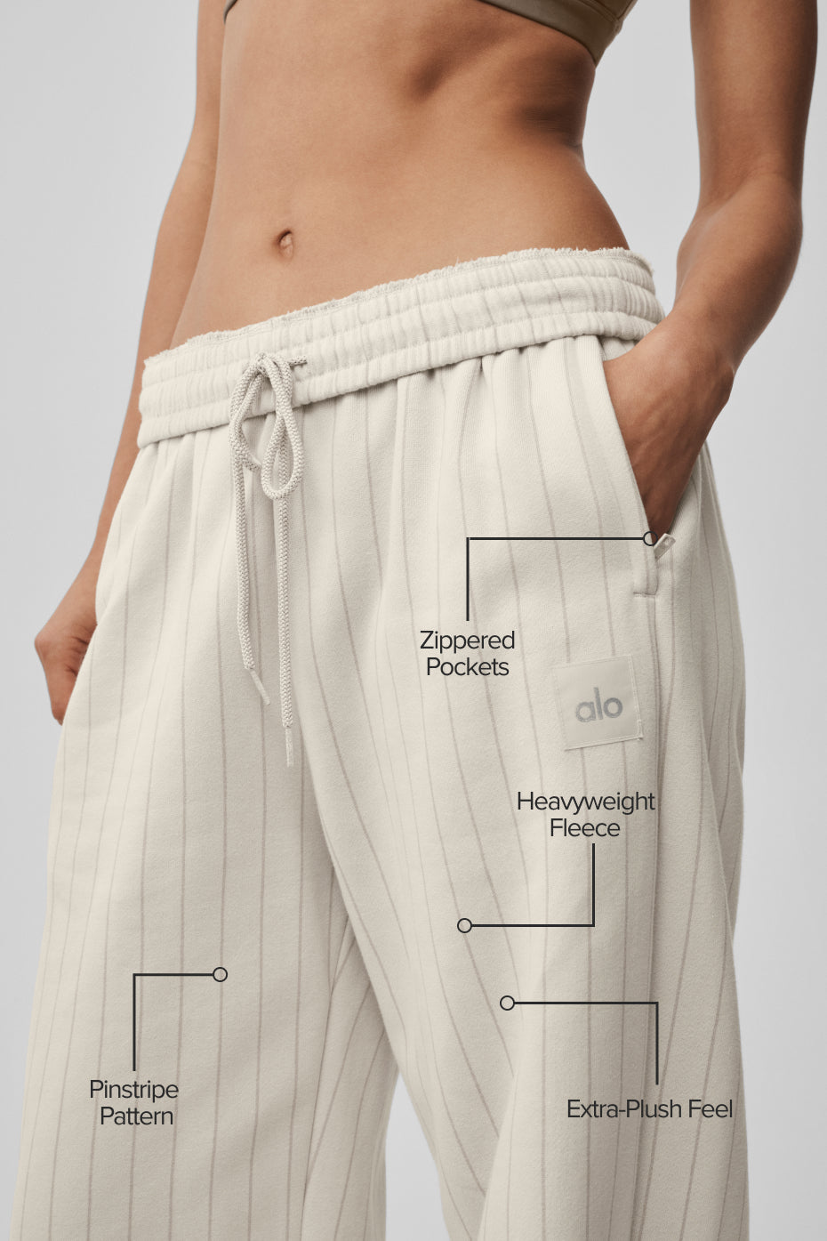 Pantalon de jogging droit à fines rayures - Écru à fines rayures