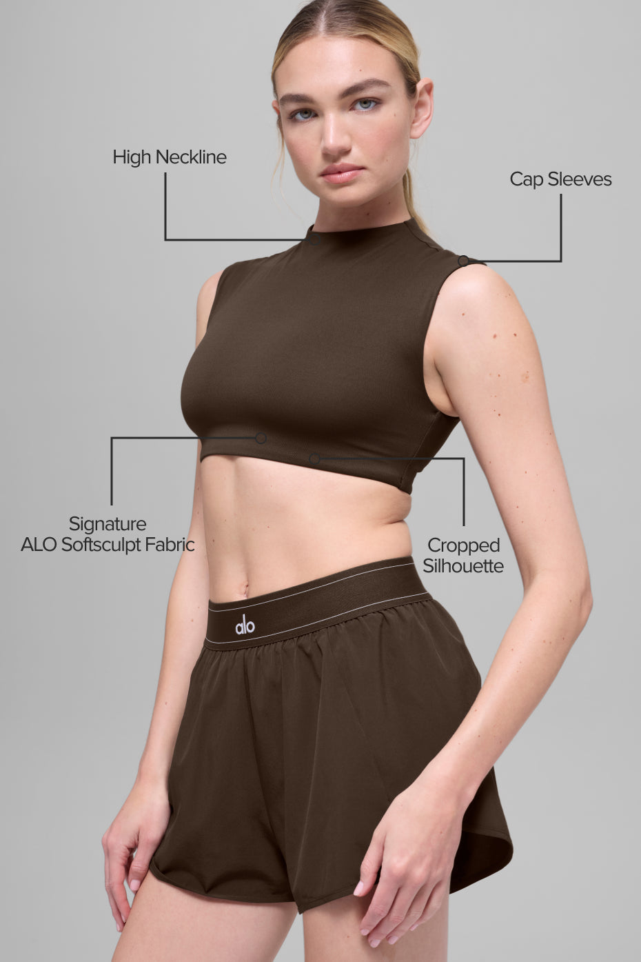 Haut à manches courtes ALO Softsculpt Capped Out - Espresso