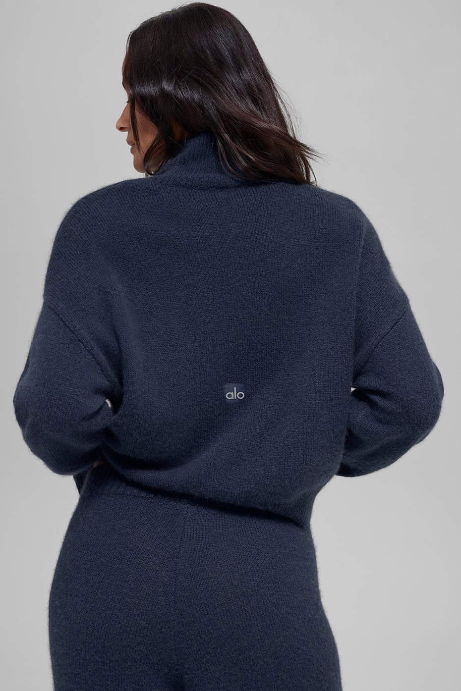 Pull court à col roulé New Class en laine et cachemire - Bleu marine