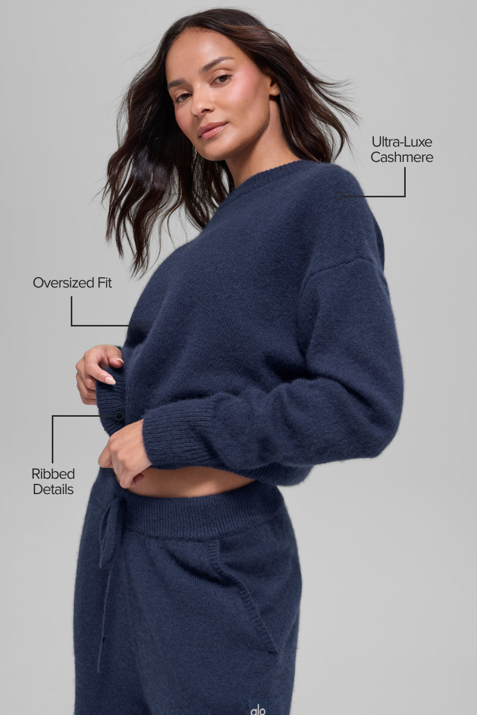Pull court à col rond New Class en laine et cachemire - Bleu marine