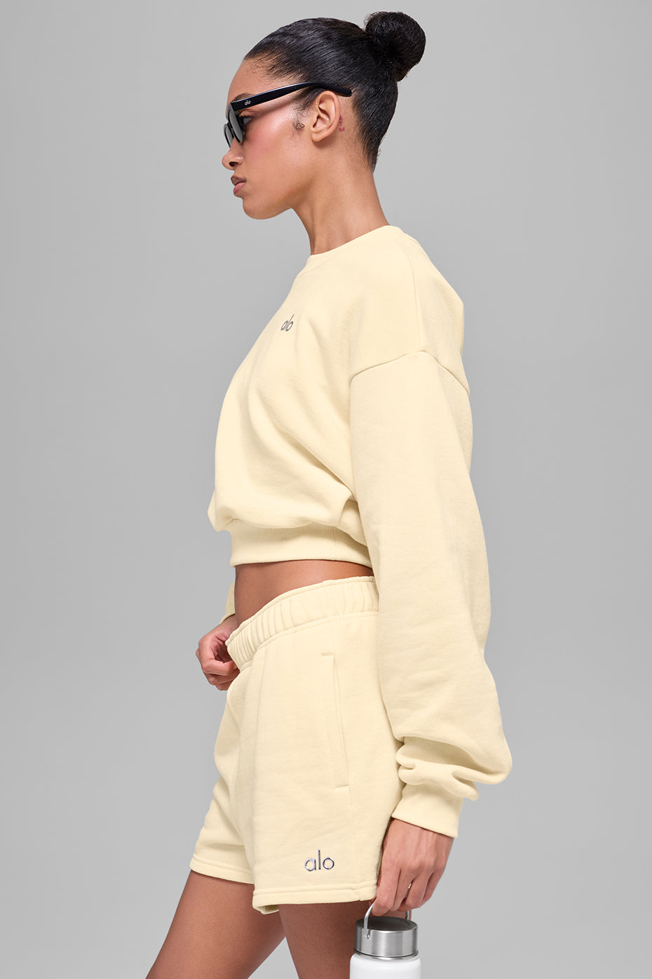 Sweat court à col rond Accolade - Jaune bougie