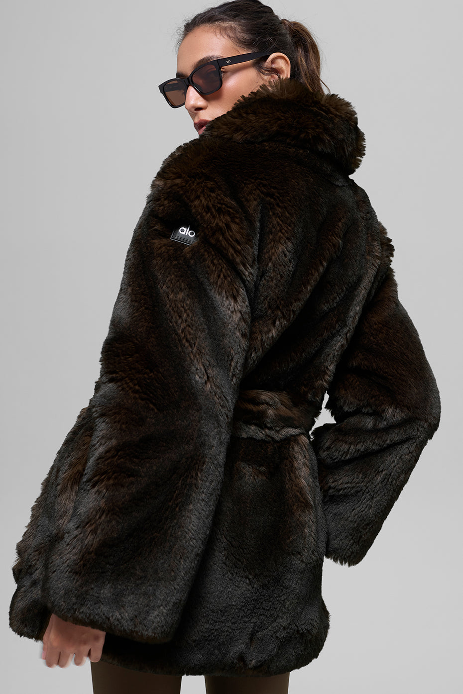 Manteau Starstruck en fausse fourrure - Brun minuit/Noir