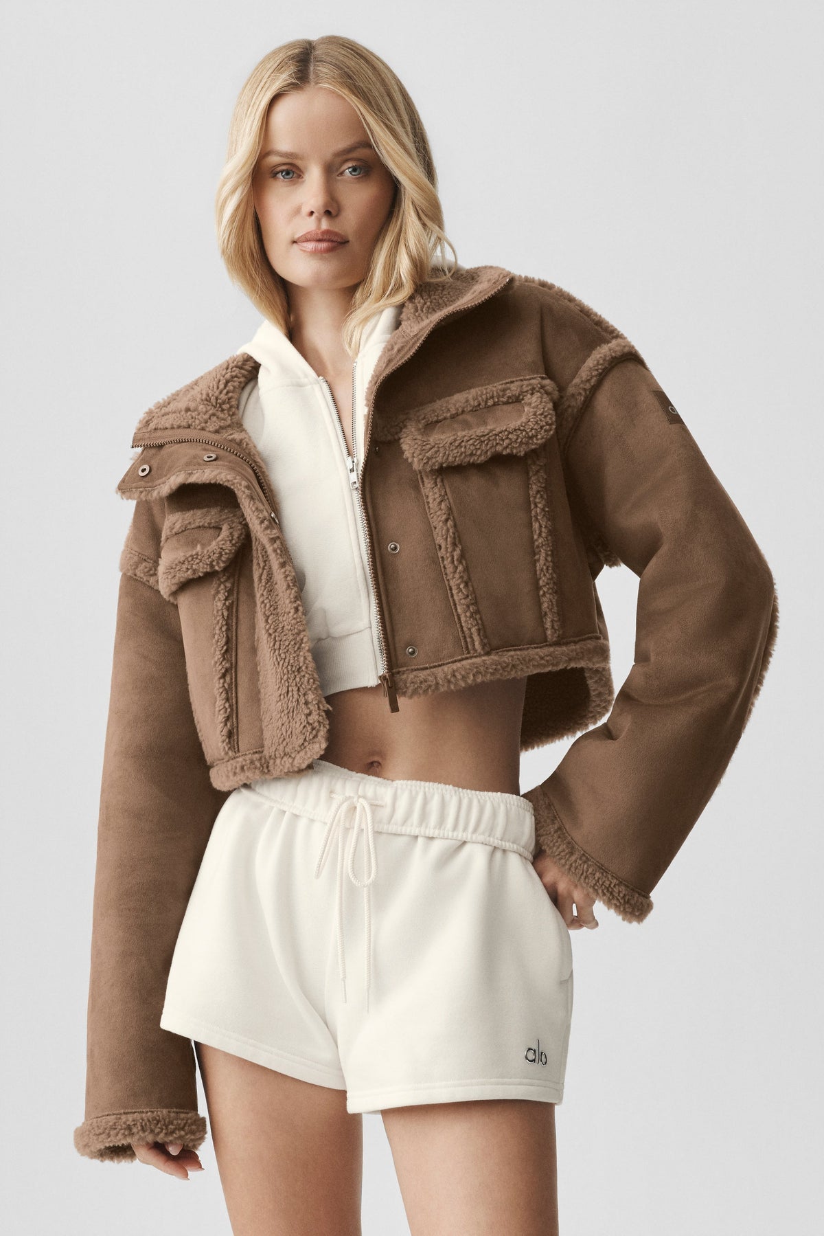 Veste courte Snowfall en imitation peau lainée - Brun Java