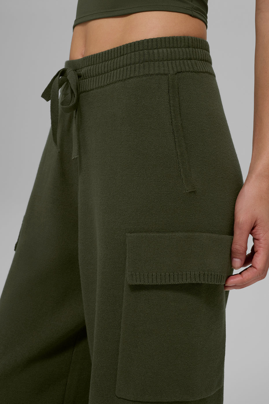 Pantalon cargo taille haute Scholar en maille - Olive verte