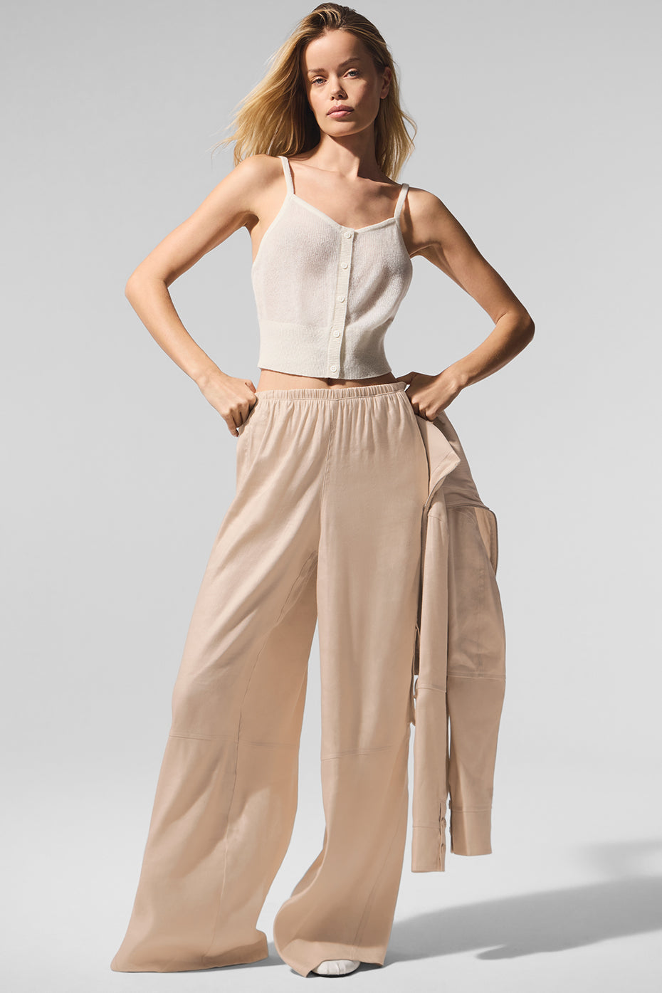 Pantalon cargo large Getaway en lin - Macadamia