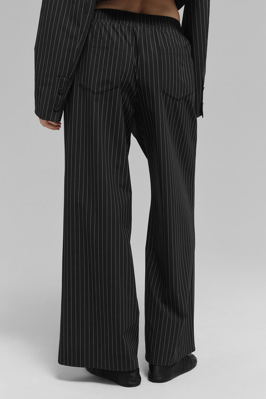 Pantalon façon caleçon Daylight à fines rayures (standard) - Noir/Titane