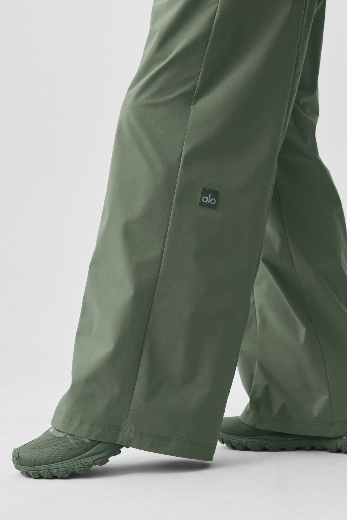 Pantalon droit taille haute Momentum - Vert bambou