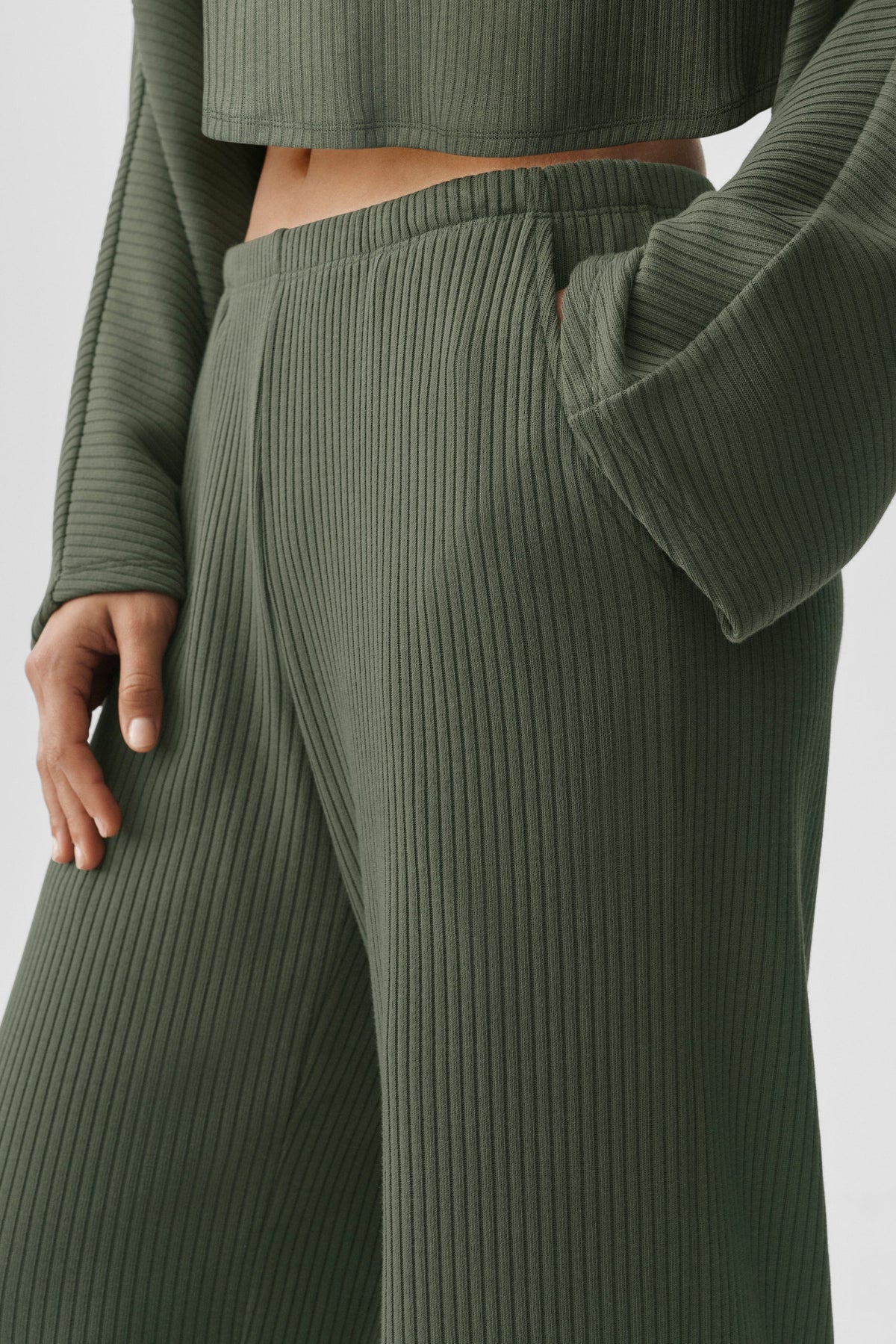 Pantalon taille mi-haute Reset côtelé - Vert bambou
