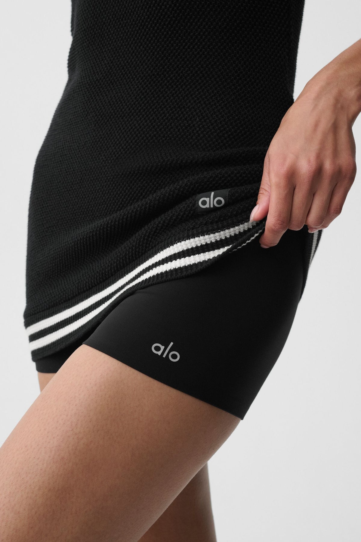 Short taille mi-haute ALO Softsculpt de 2 pouces - Noir