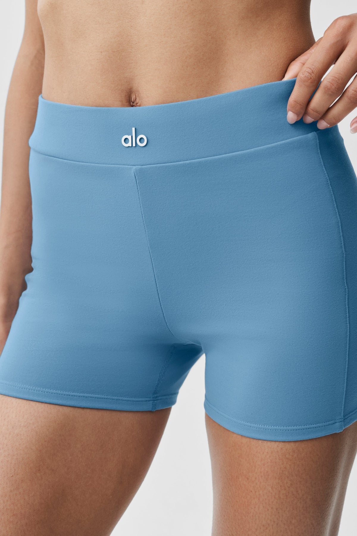 Short taille haute Airbrush Aura de 3 pouces - Bleu Californie
