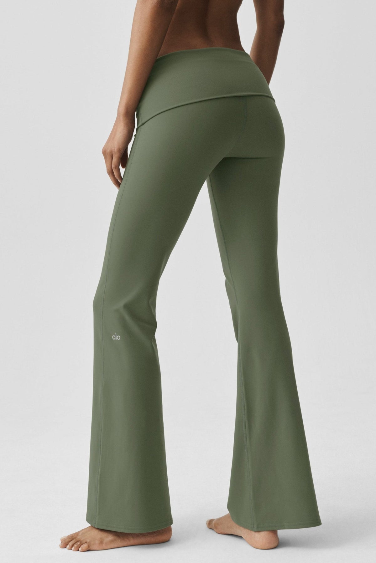 Legging évasé à taille rabattable ALO Softsculpt (standard) - Vert bambou